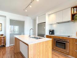 311 111 E 3RD STREET  North Vancouver, BC V7L 0C6