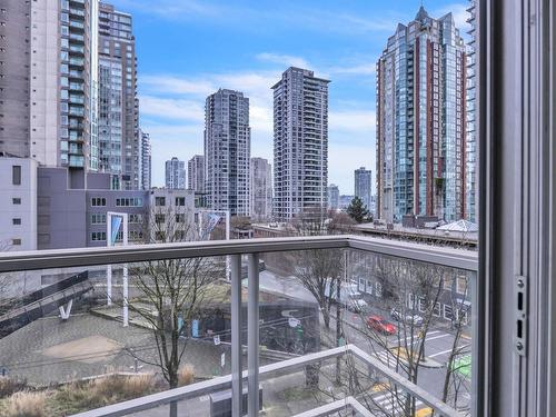 407 535 Smithe Street, Vancouver, BC 