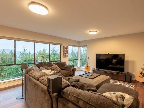 8 5746 Marine Way, Sechelt, BC 