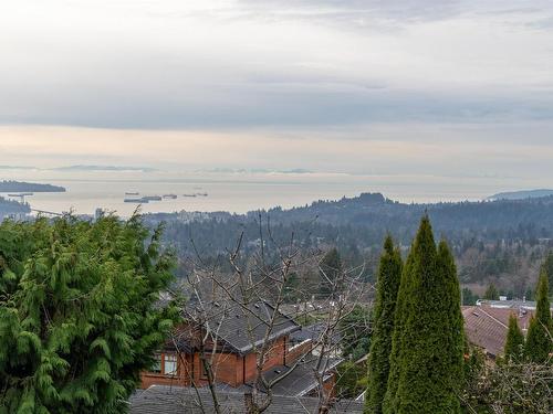 3757 St Pauls Avenue, North Vancouver, BC 