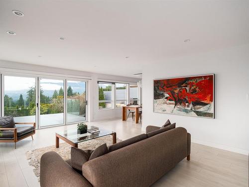 3757 St Pauls Avenue, North Vancouver, BC 