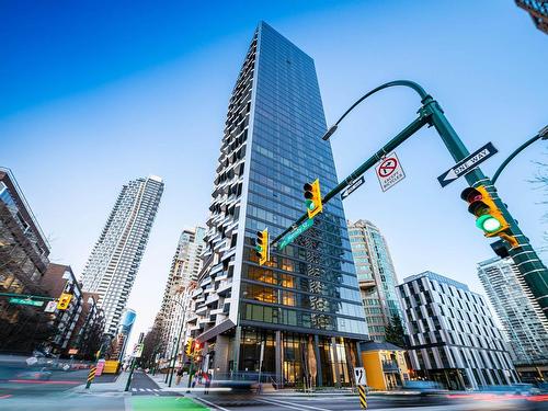 2605 889 Pacific Street, Vancouver, BC 