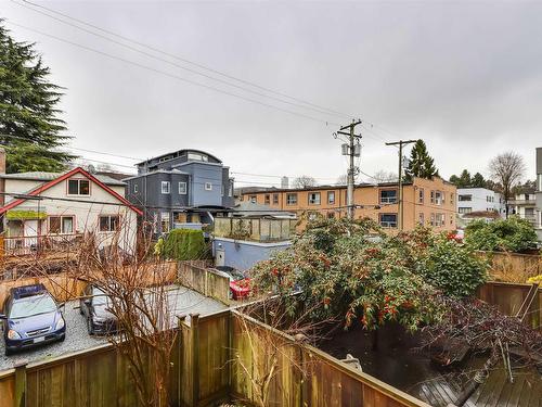 207 1450 Laburnum Street, Vancouver, BC 