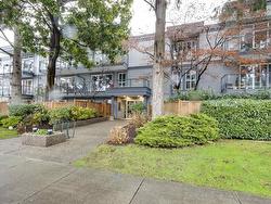 207 1450 LABURNUM STREET  Vancouver, BC V6J 3W3