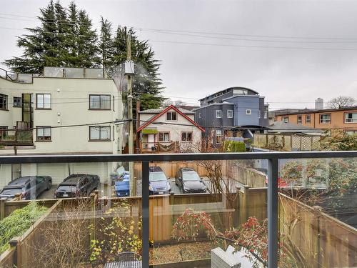 207 1450 Laburnum Street, Vancouver, BC 