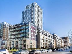 802 5598 ORMIDALE STREET  Vancouver, BC V5R 0E5