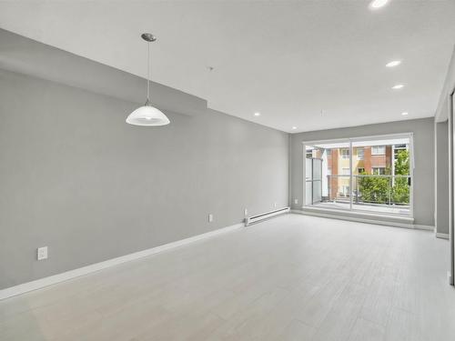 6 2880 W 4Th Avenue, Vancouver, BC 