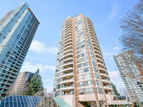 905 5885 Olive Avenue, Burnaby, BC 