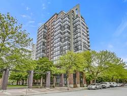 12A 139 DRAKE STREET  Vancouver, BC V6Z 2T8