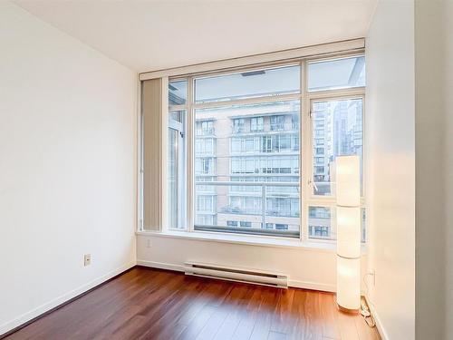 604 480 Robson Street, Vancouver, BC 