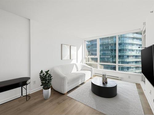 1603 939 Expo Boulevard, Vancouver, BC 