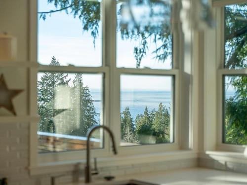 153 Swallow Road, Gibsons, BC 