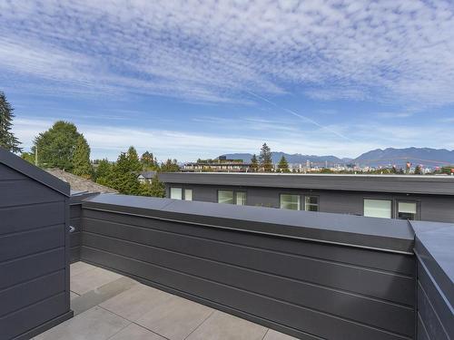 585 W 26Th Avenue, Vancouver, BC 