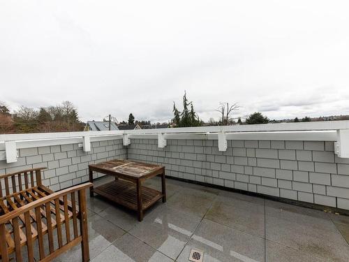 2706 W 2Nd Avenue, Vancouver, BC 