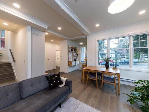 2706 W 2Nd Avenue, Vancouver, BC 