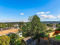 269 WARRICK STREET  Coquitlam, BC V3K 6C1