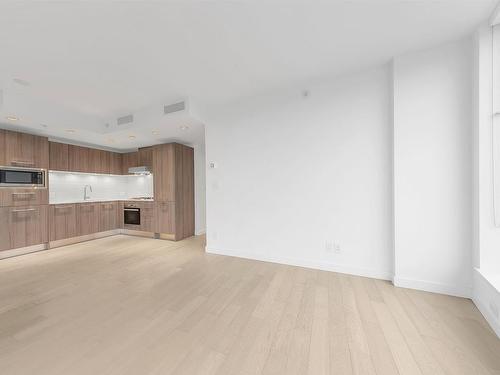 708 2220 Kingsway, Vancouver, BC 