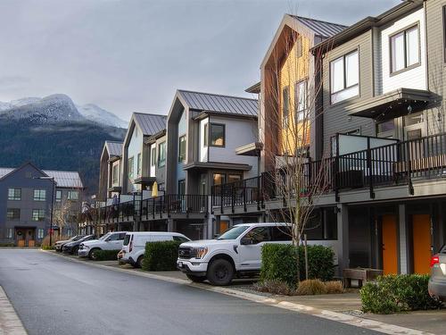 1367 Valleyside Place, Squamish, BC 