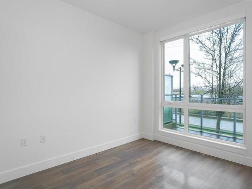 4 8598 River District Crossing, Vancouver, BC 