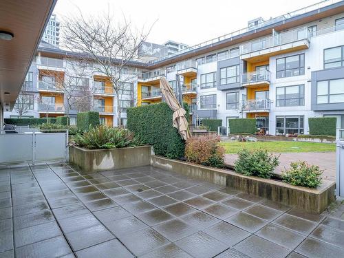 4 8598 River District Crossing, Vancouver, BC 