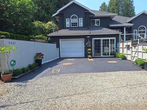 5457 Burley Place, Sechelt, BC 