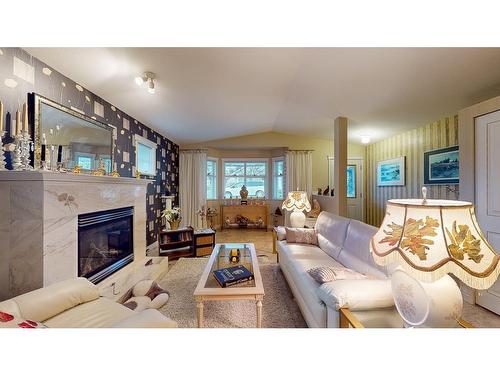 6321 Williams Place, Sechelt, BC 