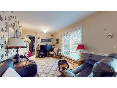 6321 Williams Place, Sechelt, BC 