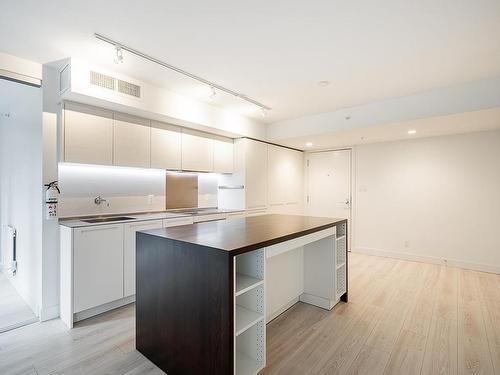 606 1133 Hornby Street, Vancouver, BC 