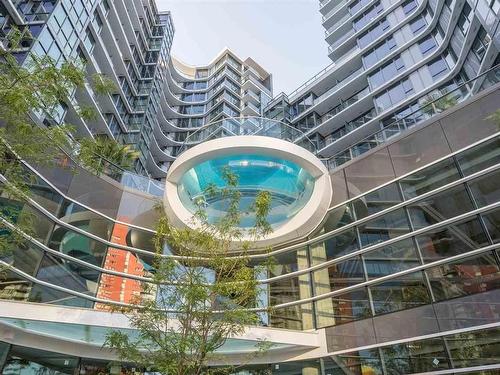 515-68 Smithe Street, Vancouver, BC 