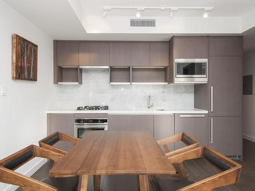 515-68 Smithe Street, Vancouver, BC 