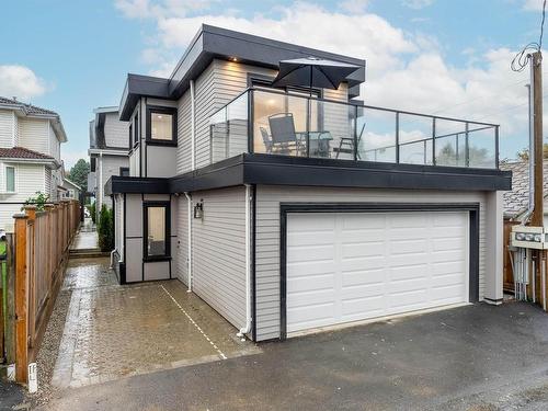 3513 Triumph Street, Vancouver, BC 