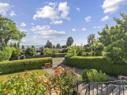 2441 Nelson Avenue, West Vancouver, BC 