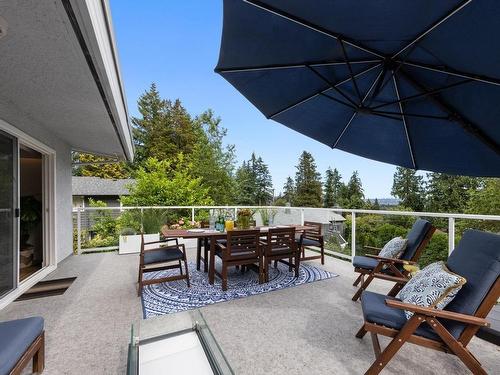 669 E Kings Road, North Vancouver, BC 