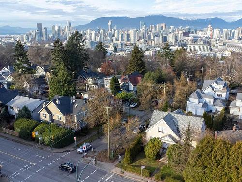 93 W 12Th Avenue, Vancouver, BC 