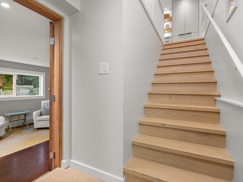 2575 Caledonia Avenue, North Vancouver, BC 