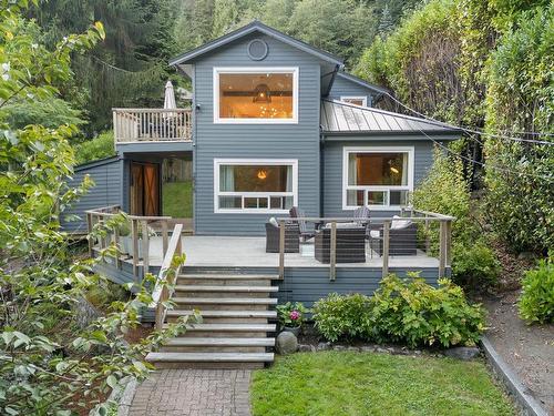 2575 Caledonia Avenue, North Vancouver, BC 