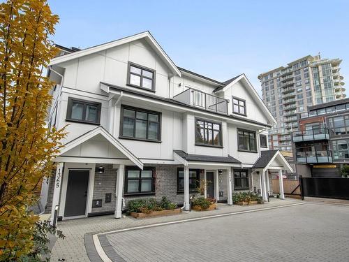 1369 E 24Th Avenue, Vancouver, BC 