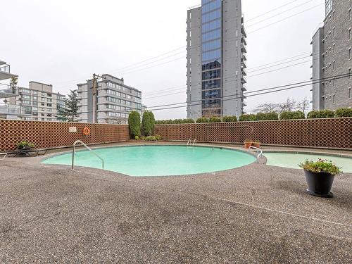 303 2135 Argyle Avenue, West Vancouver, BC 