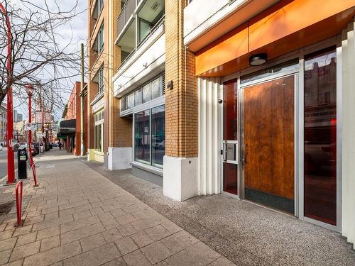 807 231 East Pender Street, Vancouver, BC 