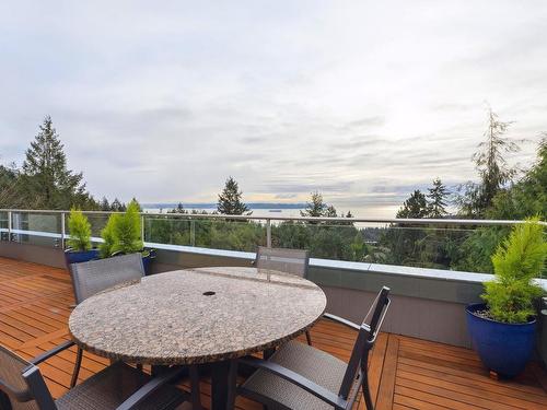 4655 Woodgreen Drive, West Vancouver, BC 