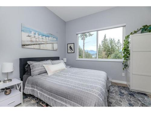 1828 North Road, Gibsons, BC 