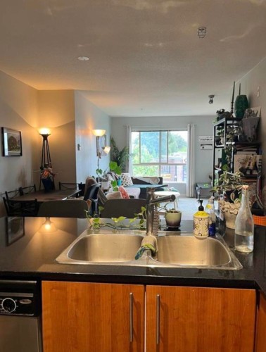 317-1633 Mackay Avenue, North Vancouver, BC 