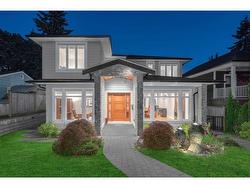 337 W 20TH STREET  North Vancouver, BC V7M 1Y6