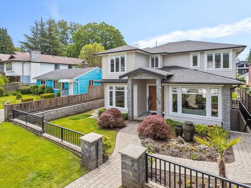 337 W 20Th Street, North Vancouver, BC 