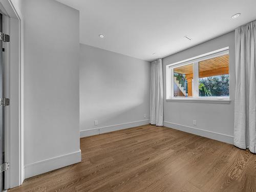 2384 Nelson Avenue, West Vancouver, BC 