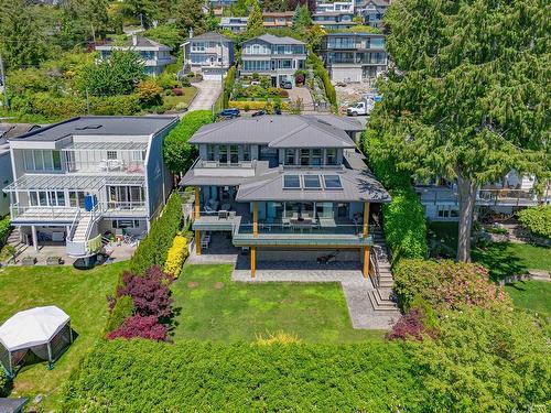 2384 Nelson Avenue, West Vancouver, BC 