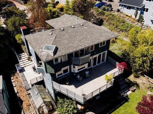 2190 Badger Road, North Vancouver, BC 