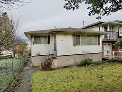 1417 E 20TH AVENUE  Vancouver, BC V5N 2K5