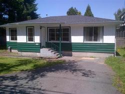 4571 BLUNDELL ROAD  Richmond, BC V7C 1H1