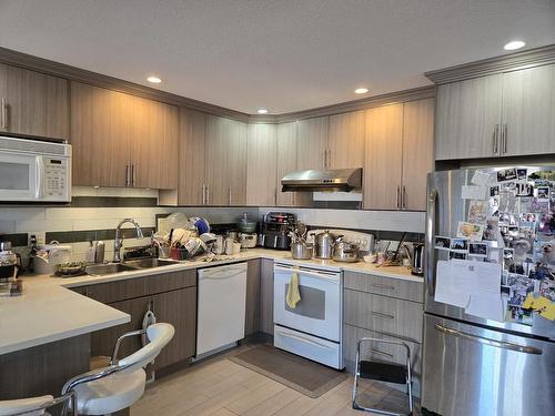 6-7240 Moffatt Road, Richmond, BC 